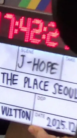 #jhope #VisionaryJourneys #LVThePlace  