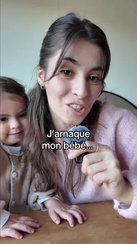 Qui a la réf du lutin chocolat ? Bébé Leïa s’en souvient en tout cas😂🎅🏼 #bebe #jeunemaman 