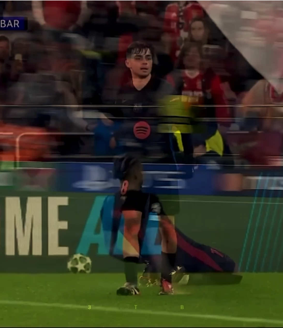 قدّم بيدري ورافينها مستويات تؤكد أنهما رجُلا برشلونة في المرحلة الحالية. بيدري بثباته وقيادته للوسط منح الفريق توازنه، فيما قدّم رافينها حضورًا هجوميًا قويًا أعاد الحيوية للطرف. أداؤهما جسّد قيمتهما الحقيقية وأثبت أنهما ركيزتان لا غنى عنهما في الفريق .    #pedri #fyp #raphinha #barcelona 