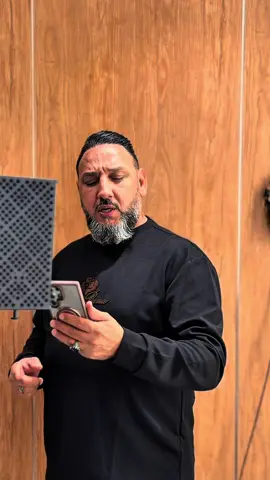 ديجي صادق _ رافع العكوكي _ كان شكرت توزيع موسيقي : ديجي صادق _ احميده فركاش هذا العمل اهداء الى العمده عز مطاوع العشيبي ورفاقته