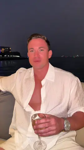 When my Dad finds out the prices in Dubai… I think he’s settled into the lifestyle well 😂💁🏽‍♂️