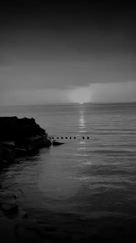 الناس لا يرون ما في قلبك #خواطر #اقتباسات #عبارات #حكم #اقوال 