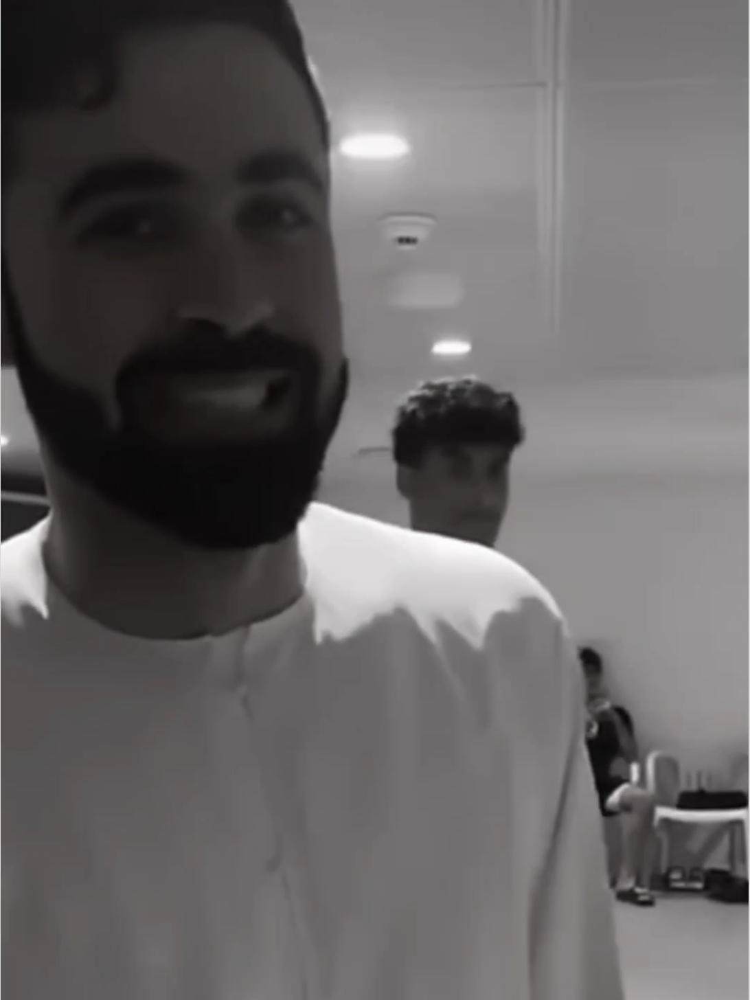 عمر خريبين بالزي واللهجة الإماراتية 🤣 #كأس_العرب #عمر_خريبين #foryou #fyp #منتخب_سوريا 