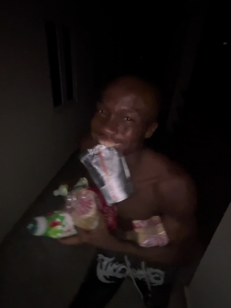 nightly bread+vijumilk+nutrimilk and I'm good😂