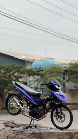 Masih proses pengecat an😴#mxking150 #mxkeizy #mx #apxracingexhaust 