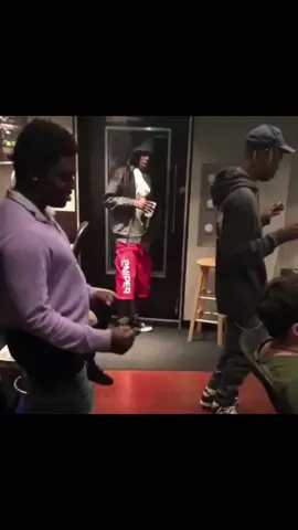 Those chords sound familiar🤔 #kodak #music #dance #kodakblack #sample 