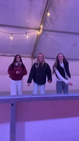 #IceSkating #fyp #dance #friends #trendy 