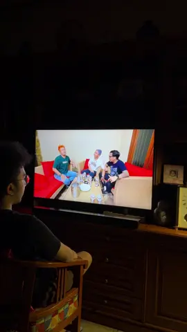 jadi sendal jepit si janggal