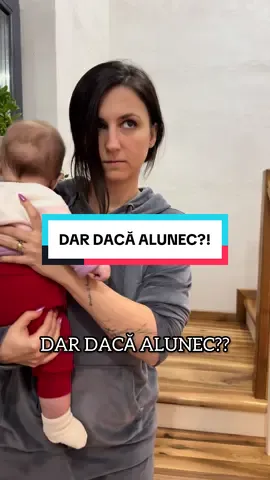 Nu se poate să fiu singurul părinte cu astfel de gânduri de fiecare dată când cobor scările cu copilul 😂