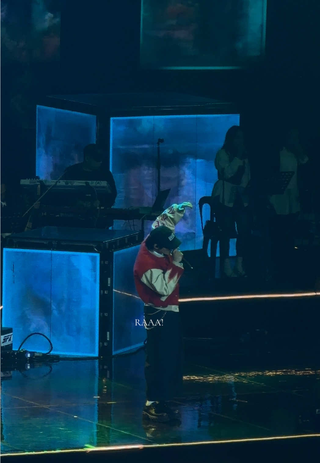 GRABEEEE YON @Arthur Elf 0.0  RAAA! solid concert 👌🏻  @vaa live  #arthurnery #higa #concert #vivalive 