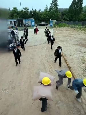 العدالة في قلبه، والانتقام في طريقه: ما قصة قوة هذا الر