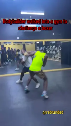 When the @rebranded_xchangee took a bodybuilder to boxing school. 😆 The @rebranded_xchangee will be making his pro debut this Sunday at the CHAOS IN LAGOS card at the National Stadium, Surulere, Lagos. Keep your eyes on this champ.