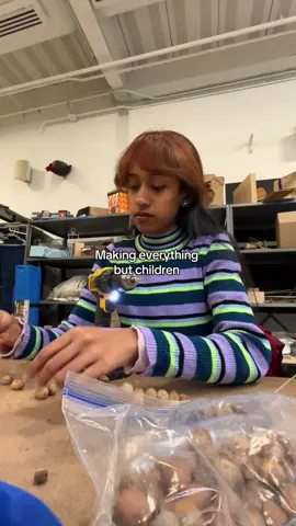 #artist #fareyasuzana #fyp #sculptureart #painting 