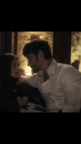 الدينا دوراه وشربت من نفس الكاس جوييي دموع ملك🫴🏻🤷🏻‍♀️ تفوز بافضل حلقهههه🥹❣️#yelser #halfedi #explore #قنديل_البحر_ايبوكي #fyp 