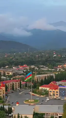 Yaxşı ki burda doğulmuşuq burda böyüb boya başa çatmışıq #zaqatalada #zehmetolmasa😊beyenin❤👈 #dostlar 