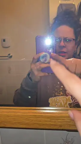 Anybody elses kids just make messes than act like they dont see them?!🤣🤦‍♀️🤷‍♀️ But seriously these towels are soo good, I ordered a set for indoors and a set for the cars🤣 #KNAkreations #vikingcarcare #tiktokshopholidayhaul #cleaningtowel #crinkleglasstowels 