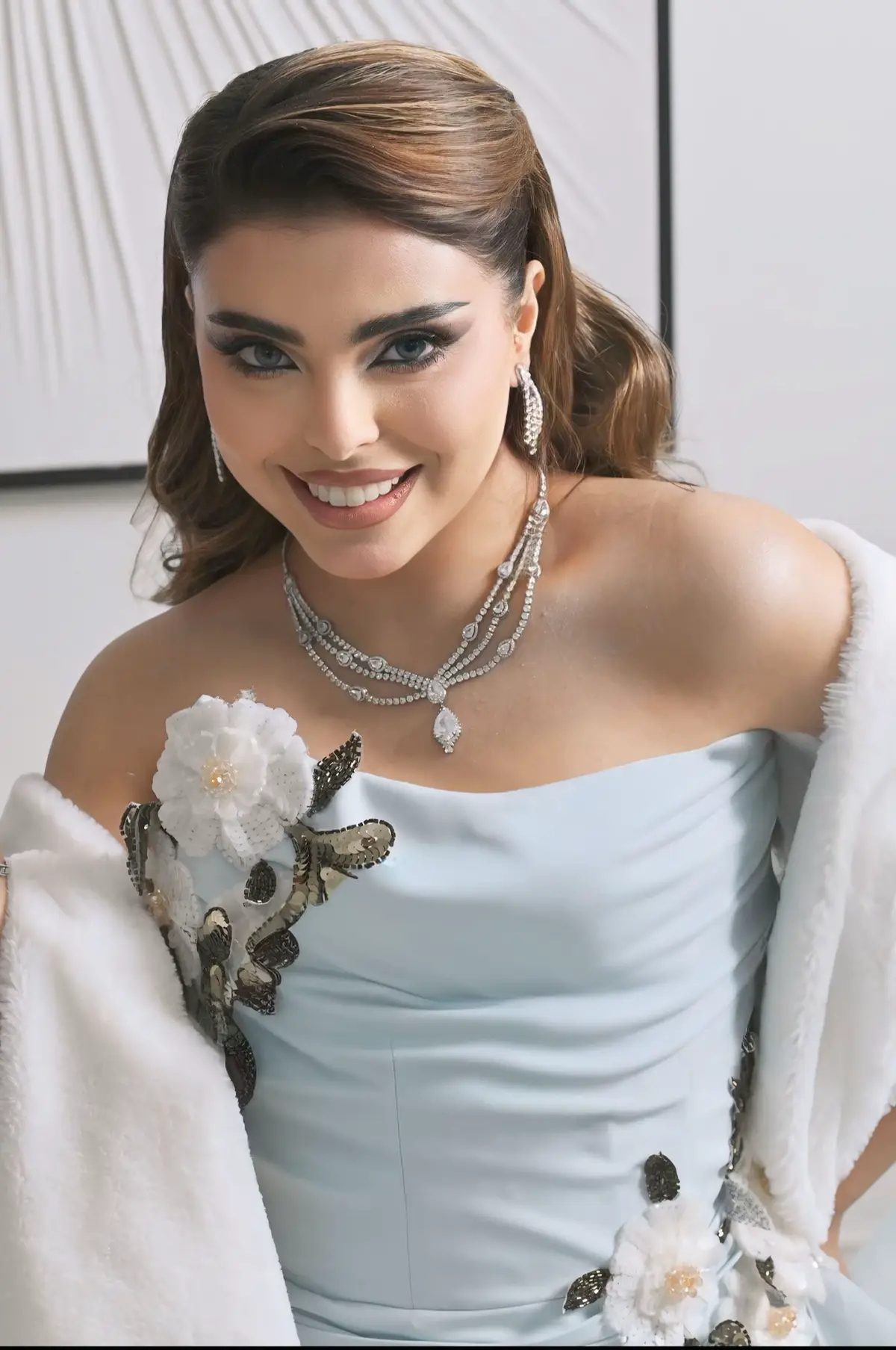 للحجز والاستفسار عن جلسات البيوتي و الاعراس  ‭054 304 6704‬ #بيوتي #ميكب_ارتست #ميكب_تتوريال #مصورات_الرياض #مصورات_عرايس 