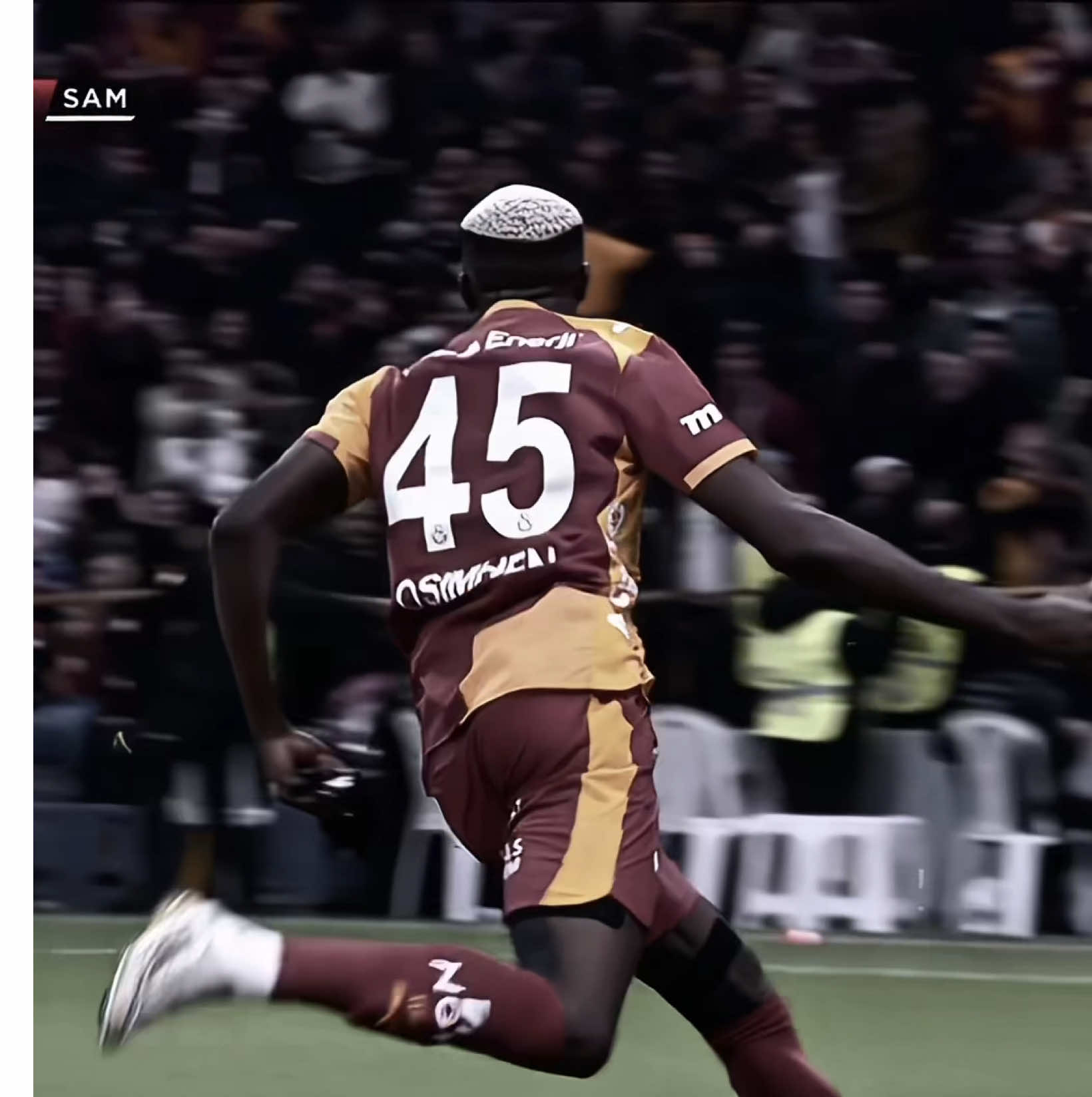 yine kurtardı bizi #victorosimhen #galatasaray #fyp 