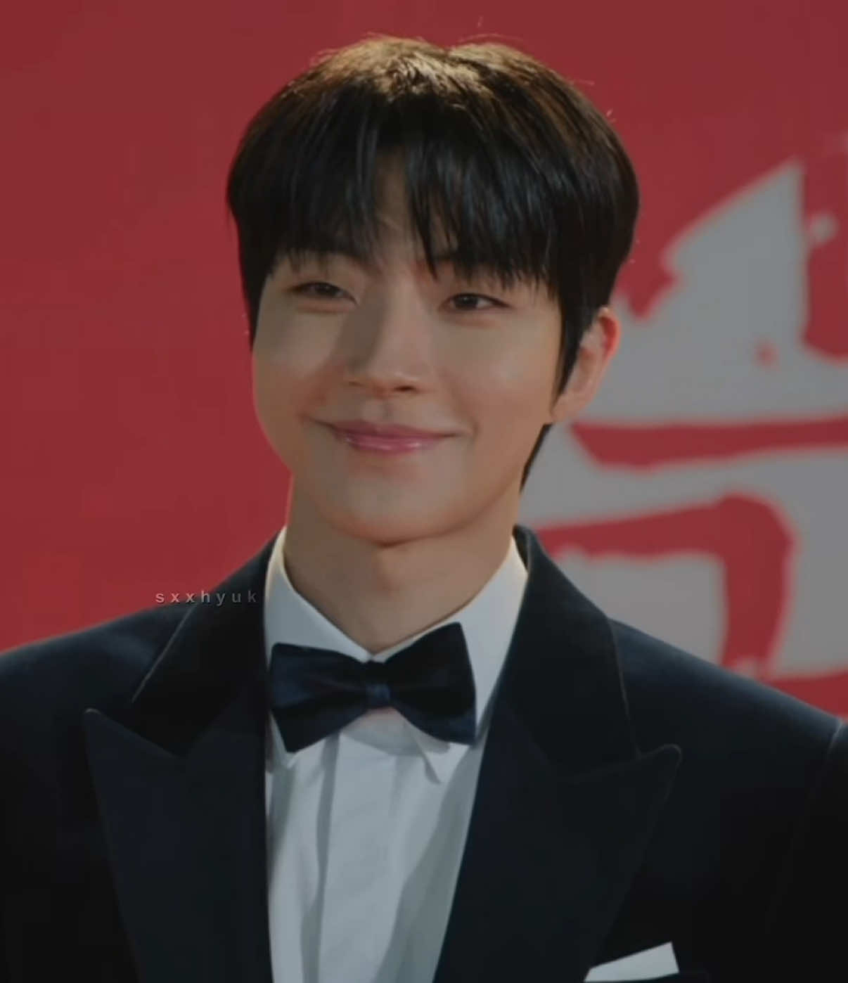 غشتني ناس بدنيتي 🫩 #fyp #dearx #hwanginyeop #explore 