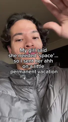 I don’t even know what she mean by “space”… Anyways, I sent her ahh to Madagascar with stayla ai #travel 