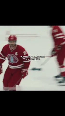 the gray on his beard 🤯🤯 #scotthunter #heatedrivalryedit #heatedrivalry #fypシ゚ #abcxyz 