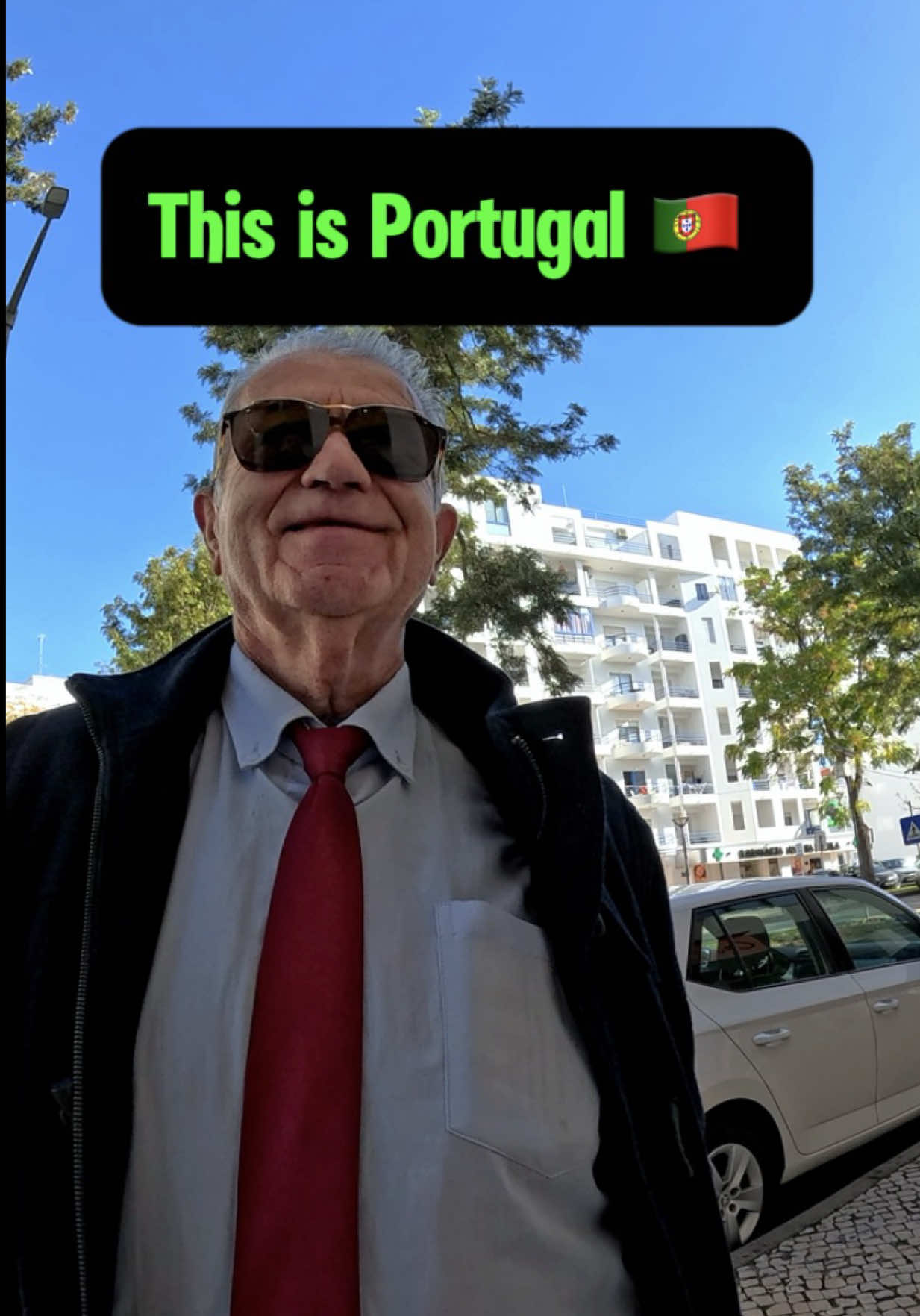 Orgulho de ser Português? 🇵🇹 Qual é a tua opinião sobre estrangeiros como eu? || Proud to be Portuguese? What’s your opinion on foreigners like me? || Vê até ao fim 🔥 Watch until the end#portugal #algarve #viral 
