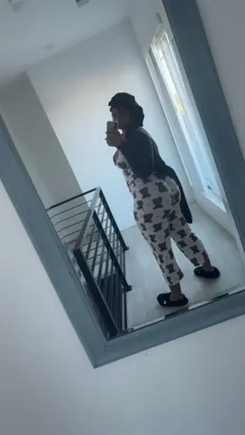 Now he like bears 🤭 #naturalbae #teamwork #fyp #explore #group7 