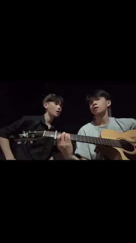 up g linh thử xem sao #xh #viral #ngoinhahanhphuc #deemroixa #guitar cũng với guitar boy @Tiệm nhạc của Canh 