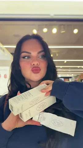 These definitely DIEUX make the most amazing stocking stuffers 🫧🪽 @Dieux Skin  • instant angel moisturizer • air angel moisturizer • forever eye masks @byrosiejane ‘Dulce’ @Kosas soulgazer mascara @Gisou stick toffee lip oil @Kérastase chroma absolu gloss #DieuxPartner #dieuxskin #sephora #sephoraskincare #sephorasale