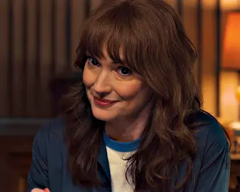 Exes #strangerthings #strangerthings5 #joycebyers #yellowjackets #lottiematthews 