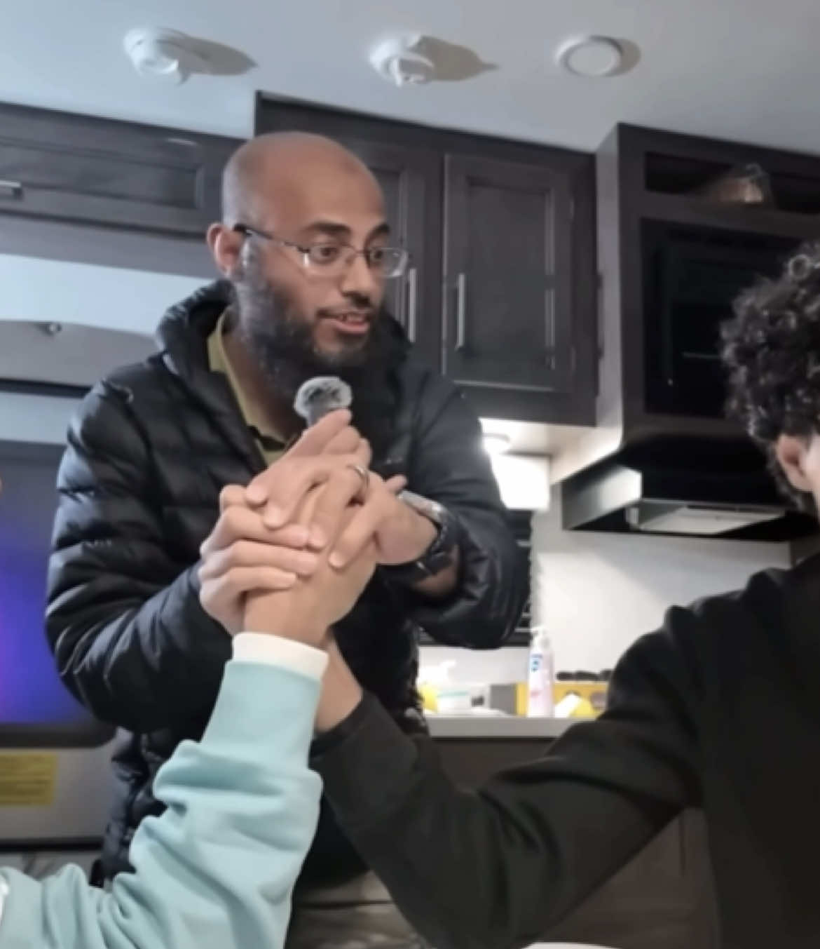 @مجرم قيمز @علي الاحمري #سلسلة_الكرفان #مجرم_قميز #fyp #foryou 