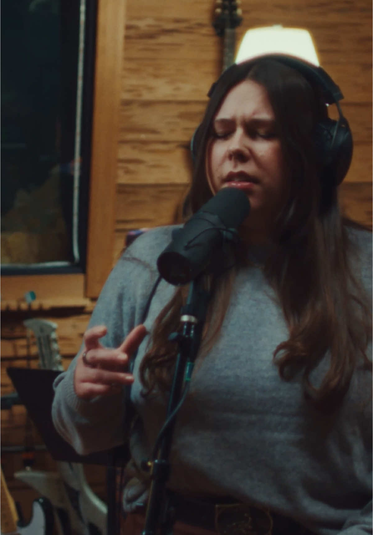 “eternity” with @Alex Warren & @Gigi Perez is out now everywhere!! 🤍 #gigiperez #alexwarren #eternity 