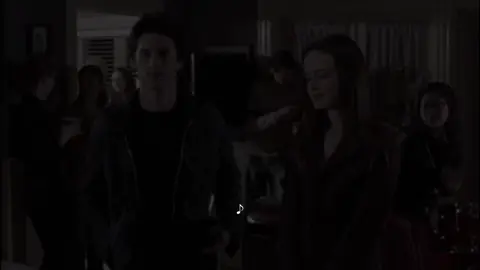 خلاص عيدنا خلص وتوني اصحى من غيبوبة العيد الاضحى🤎🥹.@𝔸𝕓𝕓𝕠𝕦𝕕🤎. #عبودً_ 