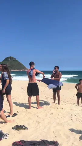 KKKKKKKKKKKKKKKKKKK pra que inimigos se tem amigos assim #fyp 