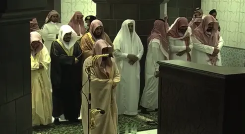 اللهم بارك 🤍🤍 #ماهرالمعيقلي #اكتب_شي_توجر_عليه #اجر_لي_ولكم #قران_كريم #خشوع 