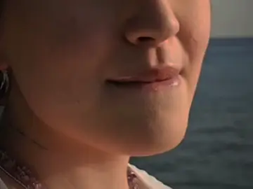 انا عايش علا ذكرا#CapCut #اوزكار_خالد #اكسبلورexplore  #انا_عايش_على_ذكرى🎸🎼🎧  #تصميم_فيديوهات🎶🎤🎬 