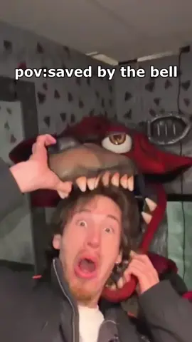 not even close tbh #fnaf2 #fivenightsatfreddys #fnafcosplay #fnafmovie #foxy 