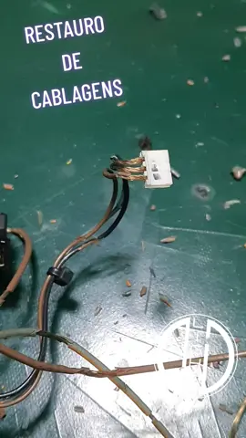 Dá trabalho.. mas é assim que gosto de deixar umas cablagens 🤌 ​🎉 SIGAM A DD LIGHTS NAS REDES SOCIAIS! 🎉 🔥 Inspirações • Novidades • Projetos • Conteúdos Exclusivos 🔥 🔵 Facebook 👉 https://www.facebook.com/share/1K4sMsiSX7/ 📸 Instagram 👉 [https://www.instagram.com/_ddlights_?igsh=MTQwdTV6bGc1MWQxOA==](https://www.instagram.com/_ddlights_?igsh=MTQwdTV6bGc1MWQxOA==) 🎵 TikTok 👉 [https://www.tiktok.com/@ddligths?_r=1&_t=ZG-91oNmuE3Ltp](https://www.tiktok.com/@ddligths?_r=1&_t=ZG-91oNmuE3Ltp) ▶️ YouTube 👉 [https://youtube.com/@ddlights3071?si=bpIjYBLy2ugMb7Wc](https://youtube.com/@ddlights3071?si=bpIjYBLy2ugMb7Wc) ✨ Acompanha o meu trabalho e fica por dentro das novidades! A tua presença faz toda a diferença 💛 . #lampadasautomotivas #led #ilumina #superled #oautomotiva 