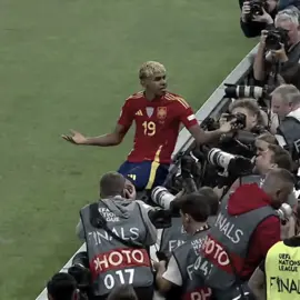 الرقااصه؟؟؟ ايزي🧟‍♂️.  