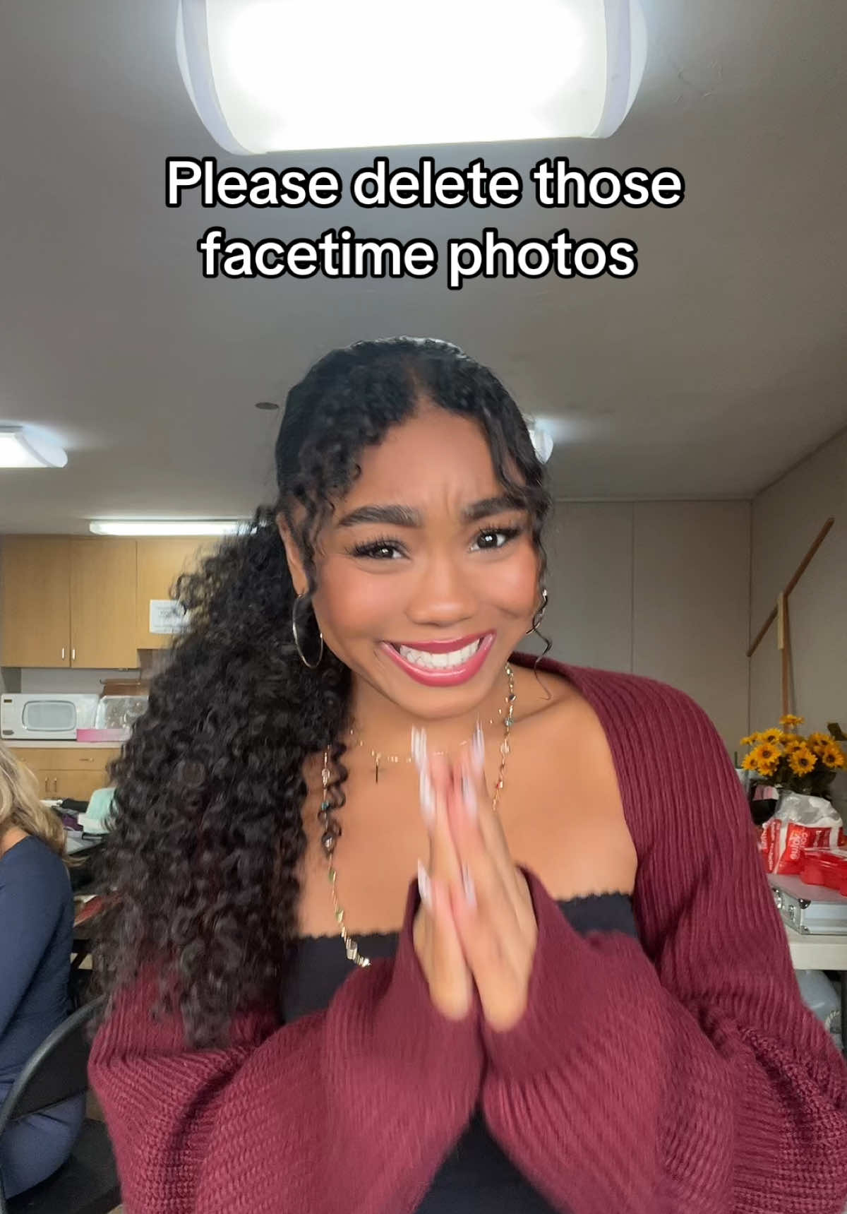 Send this to the person that takes the worst photos of you😭 #relatable #please #funny #facetime 