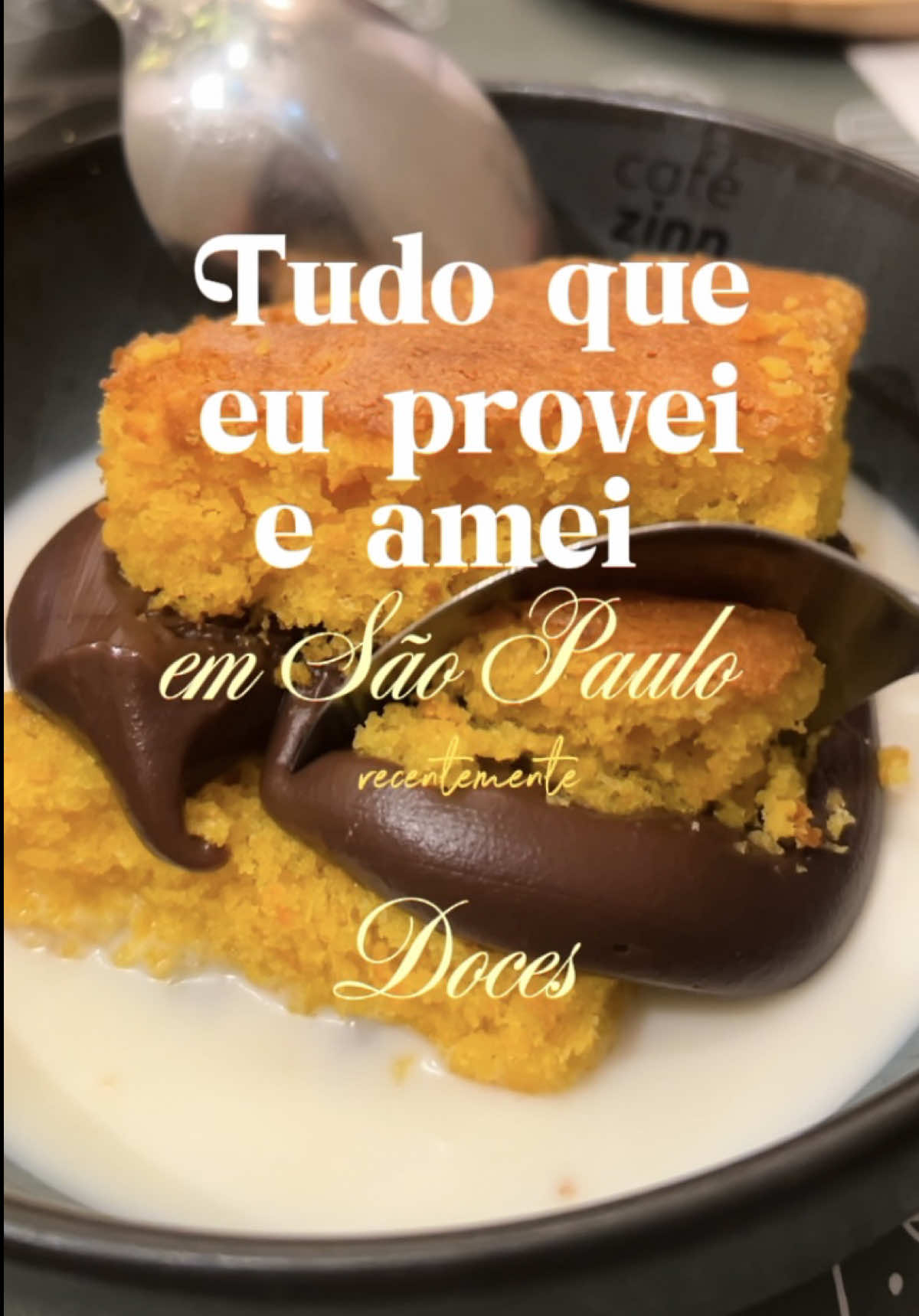 Mais uma curadoria perfeita pra quem é formiga como eu 🐜🍰 - bolo de cenoura com brigadeiro do Café zzin  - cookies e barra de chocolate com sorvete da Dumbo Ice Cream - bombons da Petite Fleur Patisserie - gelato da Italien - vanilla caramel e buttercream pretzel da @baciodilatte.br  - panetone “Torta de Morango” da Ofner  Falando em panettone, já tem review do da Ofner no perfil e quero fazer mais. Quais vocês gostariam de ver por aqui? 🫶🏻 #doce #bolo #sp #cookie #sorvete  Bolos gostosos SP | gelateria SP | cookies SP 