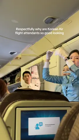 Flying Korean air feels like in a real life kdrama😭 #flightattendant #koreanair #kdrama #pov #kpop 