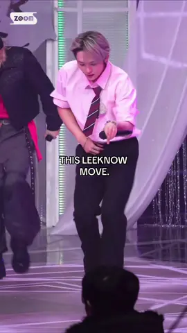 HE DOES IT SO SMOOTH #viral #kpop #leeknow #straykids #doit 