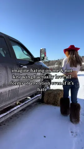 Can’t really bother me! #itsamandalee #onlyfarmer #redhatcowgirl 