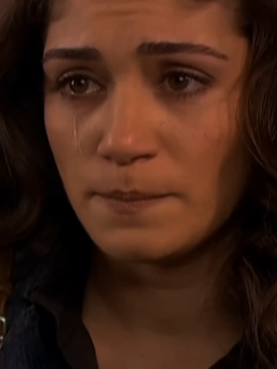 #وماذا عن ألبكاء ألذي أطفى النور ألذي في عيني #