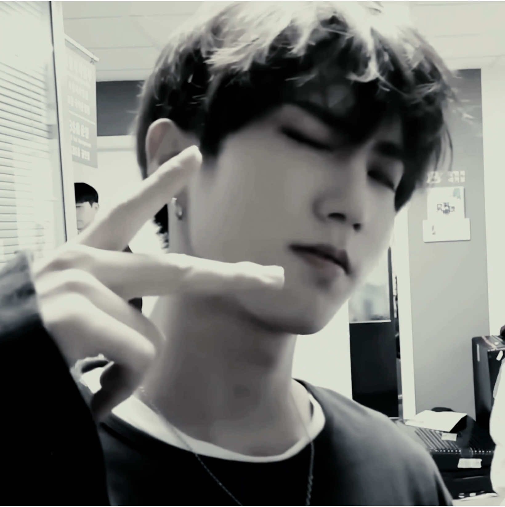 the intro clip screams 2020 tiktok  #hanjisung#jisung#han#fyp#foryoupage Viral Stray kids Han stray kids Han jisung stray kids Skz @Stray Kids 