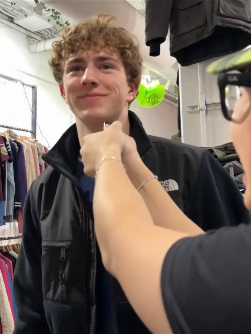 ninguém está a salvo dele #walkerscobell #percyjackson #percyjacksonandtheolympians #foryou #fyp 