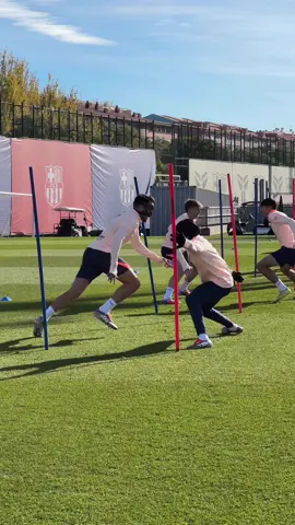 Friday Mood 😎 #fcbarcelona #barçaontiktok 