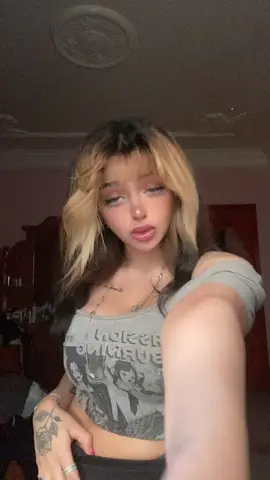 #صينيين_مالهم_حل😂😂 