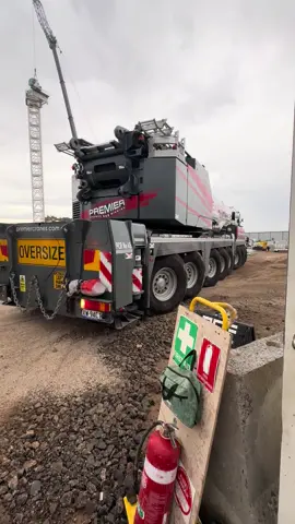 Just imagine this monster getting a full set of tyres at your local tyre shop .. How much do you think the total of the bill would cost ? 💰💰😳#premiercrane #Premiercranesandrigging #Truck #construction 